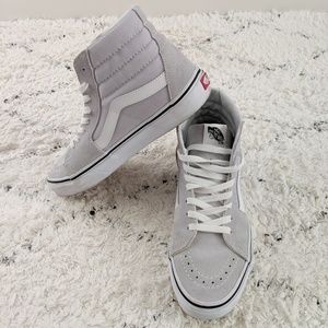 Vans Sk8-Hi Sneaker in Gray/White Size 9